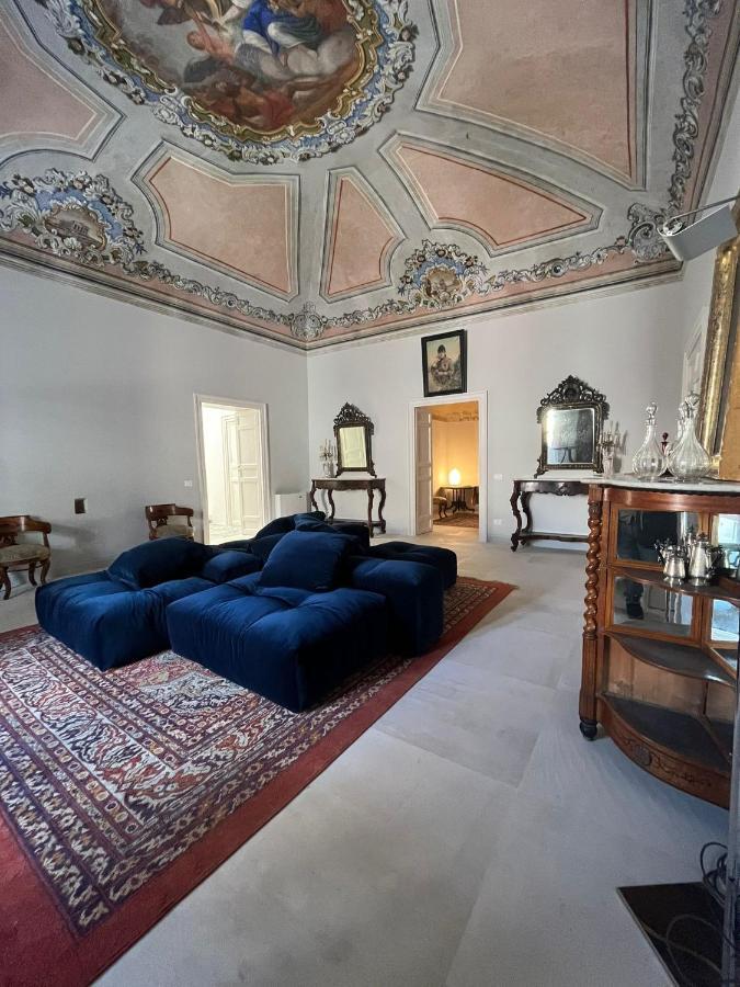 Palazzo Triolo - Dimora Di Charme Bed & Breakfast Corleone Exterior photo
