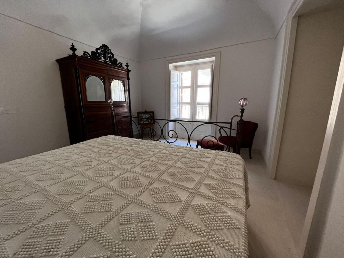 Palazzo Triolo - Dimora Di Charme Bed & Breakfast Corleone Exterior photo
